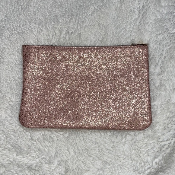 December 2021‎ Ipsy Bag - Picture 1 of 4